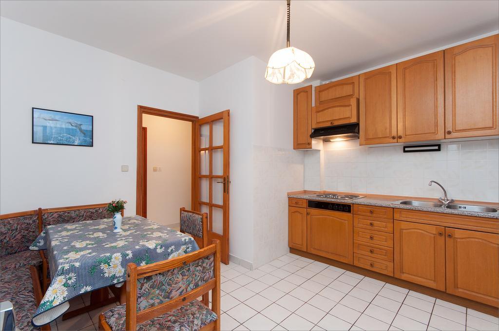 Maslinov Hlad Apartment Barbat na Rabu Ngoại thất bức ảnh